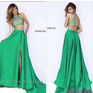 Sherri Hill prom dress